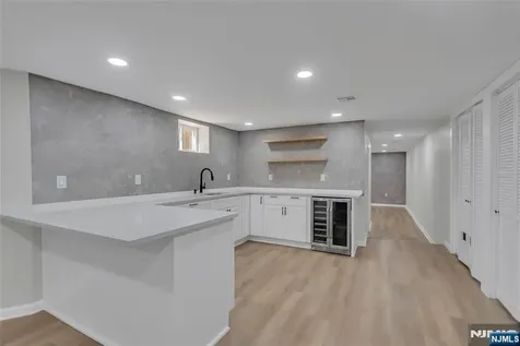 249 Hillside Leonia NJ 07605