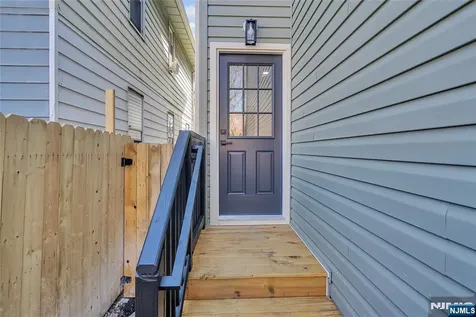 249 Hillside Leonia NJ 07605
