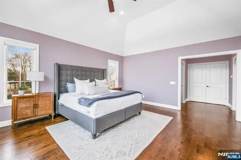 37 Glenfair Road Glen Rock NJ 07452