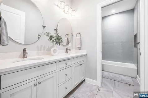 37 Glenfair Road Glen Rock NJ 07452