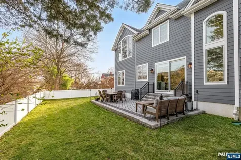 37 Glenfair Road Glen Rock NJ 07452
