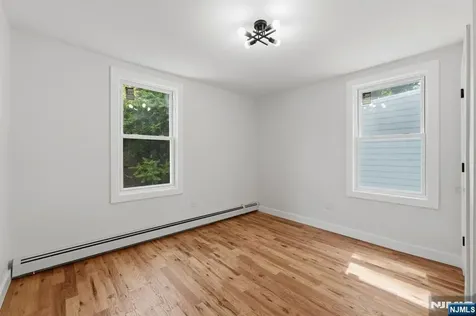 203-205 Hansbury Newark NJ 07112