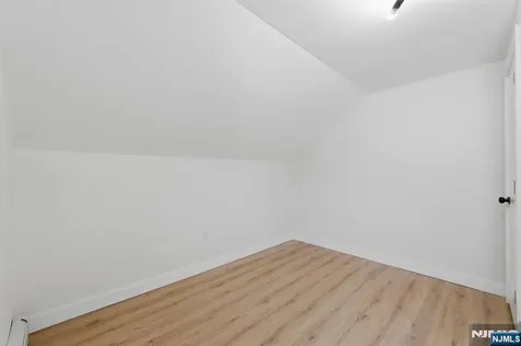 203-205 Hansbury Newark NJ 07112