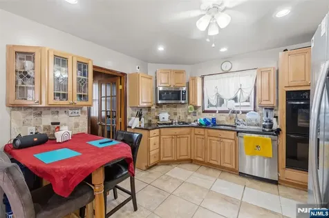 48-50 Lenox Avenue Paterson NJ 07502