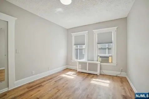 16 Henry Street Bloomfield NJ 07003