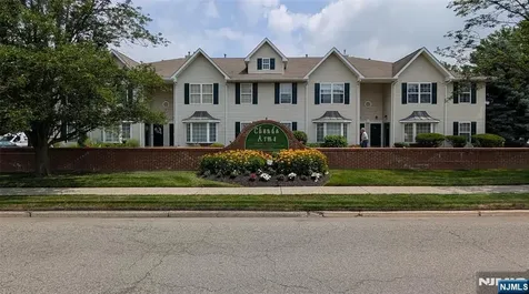 4 Chanda Court Clifton NJ 07012