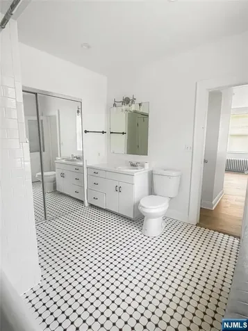818 Summit Avenue River Edge NJ 07661