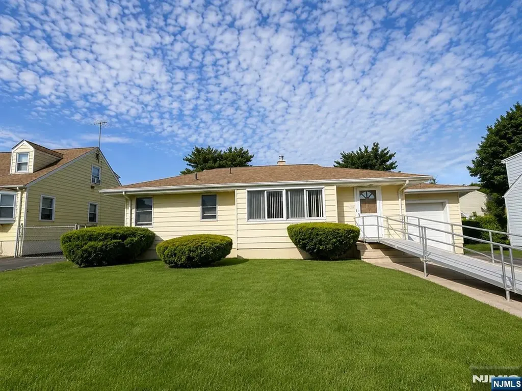 224 Sherwood Avenue Paterson NJ 07502