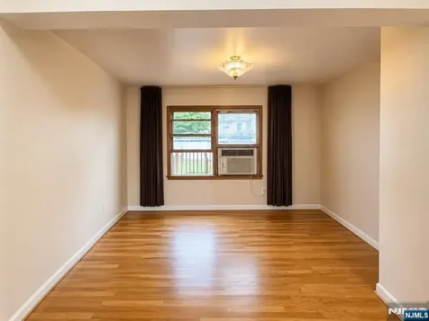 224 Sherwood Avenue Paterson NJ 07502