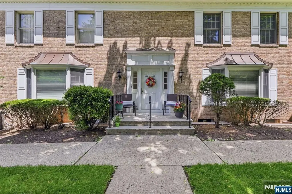 117 S Maple Park Ridge NJ 07656