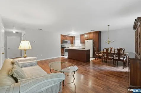 117 S Maple Park Ridge NJ 07656