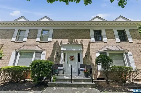 117 S Maple Park Ridge NJ 07656