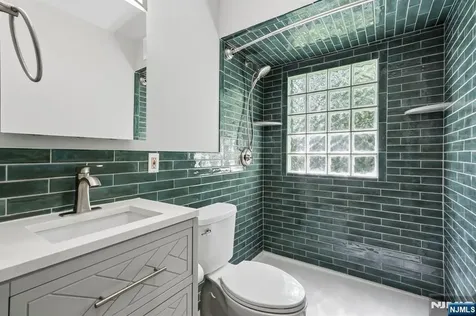 26 Howe Avenue Montclair NJ 07042