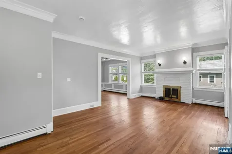 26 Howe Avenue Montclair NJ 07042