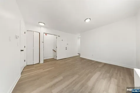 130 Park Avenue Englewood NJ 07631