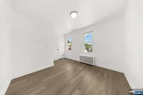 130 Park Avenue Englewood NJ 07631