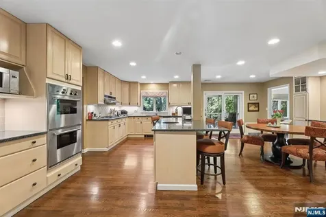 27 Duane Lane Demarest NJ 07627