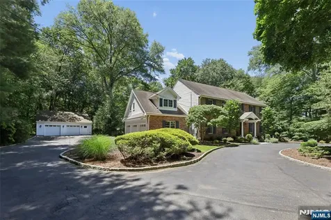 27 Duane Lane Demarest NJ 07627