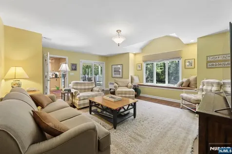 27 Duane Lane Demarest NJ 07627
