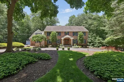 27 Duane Lane Demarest NJ 07627