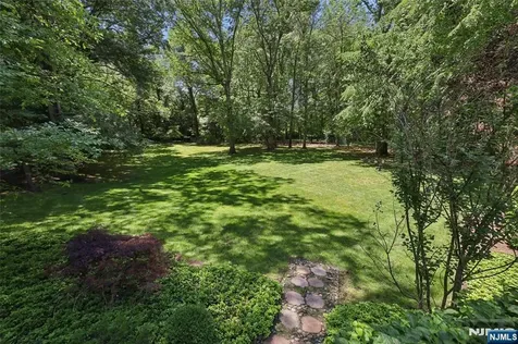 27 Duane Lane Demarest NJ 07627