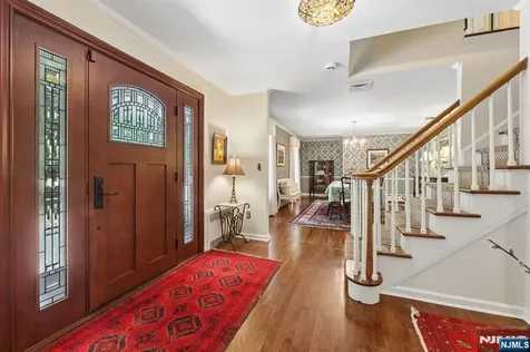 27 Duane Lane Demarest NJ 07627