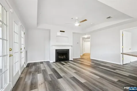 9104 Ravenscroft Road Clifton NJ 07013