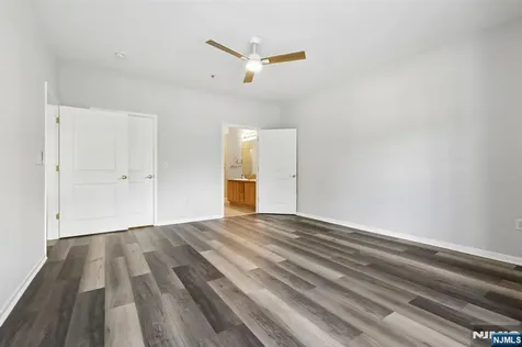 9104 Ravenscroft Road Clifton NJ 07013
