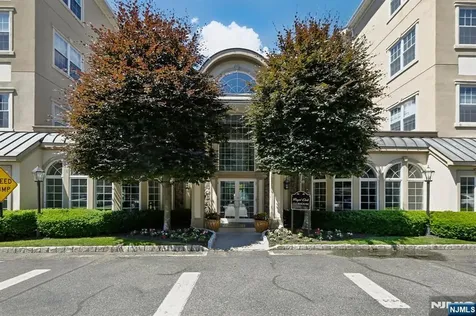 9104 Ravenscroft Road Clifton NJ 07013