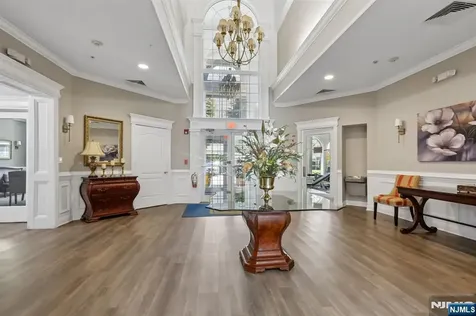 9104 Ravenscroft Road Clifton NJ 07013