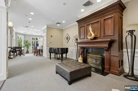 9104 Ravenscroft Road Clifton NJ 07013
