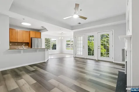 9104 Ravenscroft Road Clifton NJ 07013
