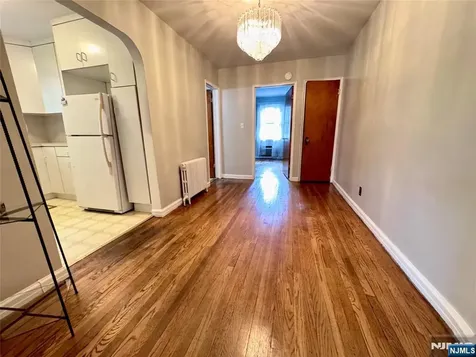 816 Kingsland Lane Fort Lee NJ 07024