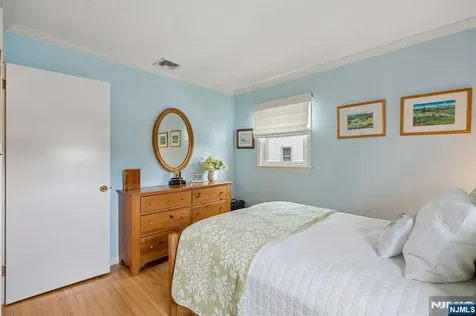 95 Park Place Kearny NJ 07032
