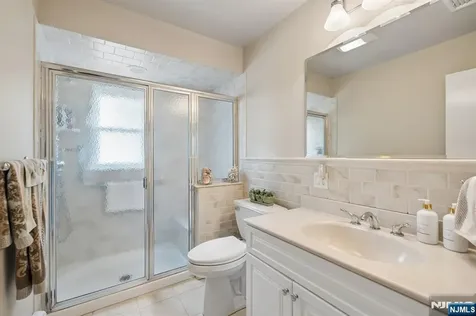 95 Park Place Kearny NJ 07032