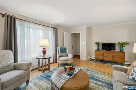 95 Park Place Kearny NJ 07032