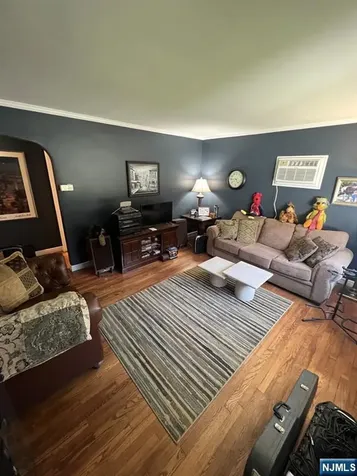 2 Davis Drive Lodi NJ 07644