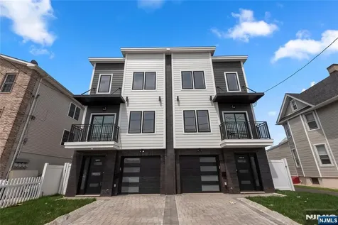 403A Maple Kearny NJ 07032