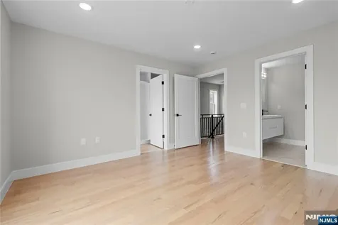 403A Maple Kearny NJ 07032