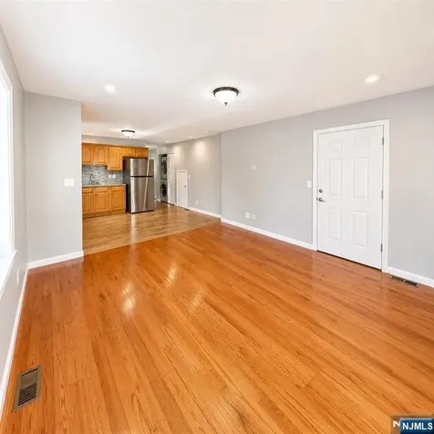 13 Talbot Street Montclair NJ 07042