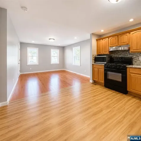 13 Talbot Street Montclair NJ 07042