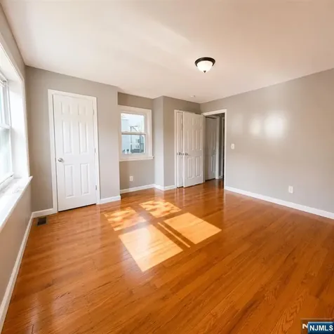 13 Talbot Street Montclair NJ 07042