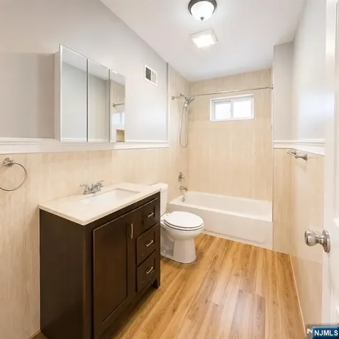 13 Talbot Street Montclair NJ 07042