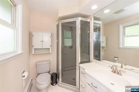 68 Mandeville Drive Wayne NJ 07470