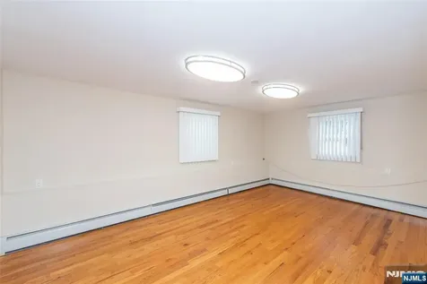 68 Mandeville Drive Wayne NJ 07470