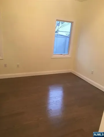59 Miller Avenue Elmwood Park NJ 07407