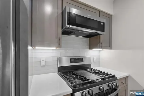 29 N End Drive Secaucus NJ 07094