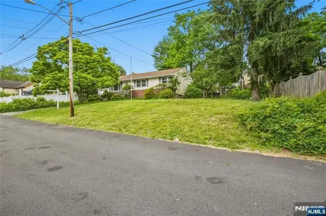 138 Wortendyke Avenue Emerson NJ 07630