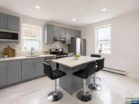 305 Ann Street Harrison NJ 07029