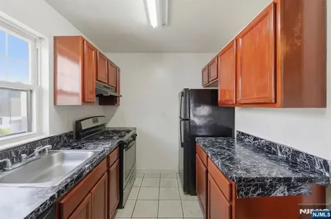 606 19th Street Newark NJ 07103